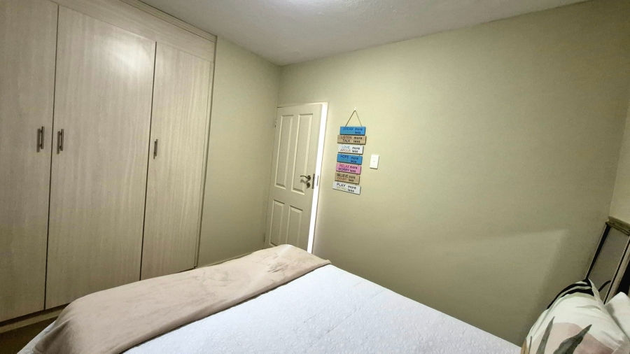 1 Bedroom Property for Sale in Die Bult North West